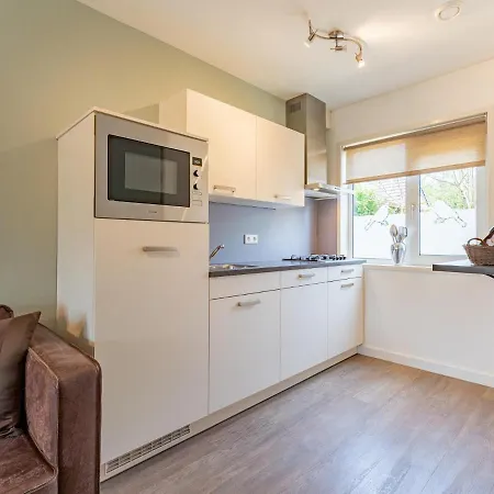 Tiny Zwarte Mees Holiday home *