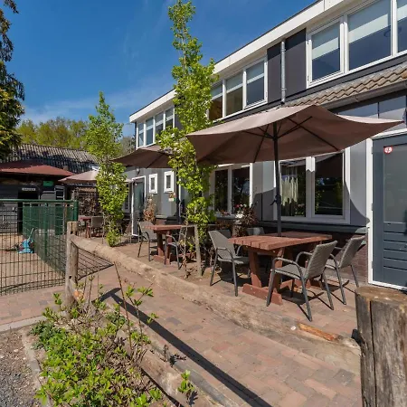 Tiny Zwarte Mees 许尔斯霍斯特