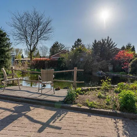 Tiny Zwarte Mees Holiday home Hulshorst