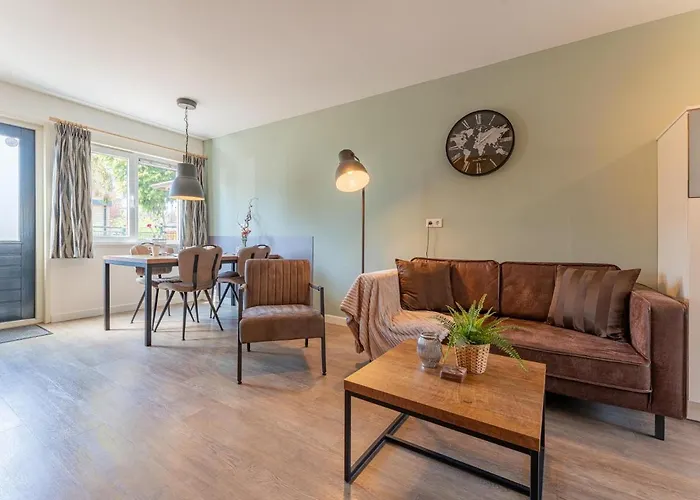 Tiny Zwarte Mees Hulshorst