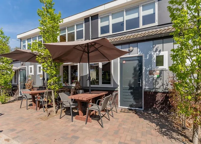 Tiny Zwarte Mees Holiday home Hulshorst