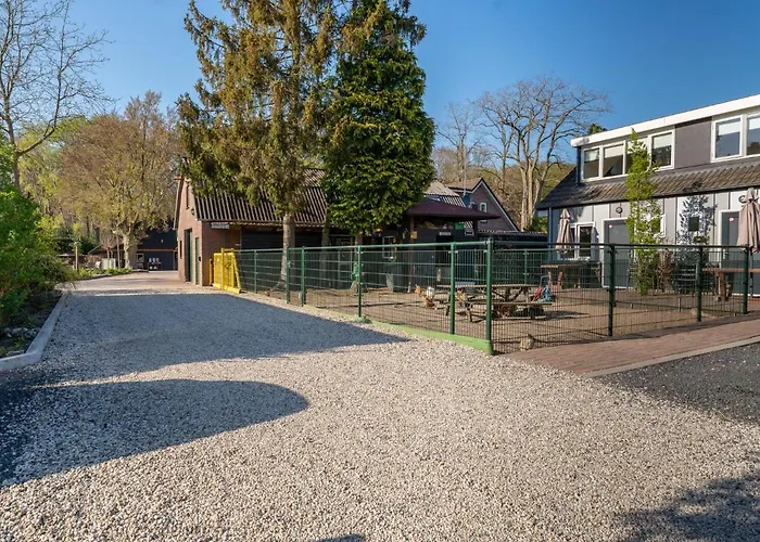 Holiday home Tiny Zwarte Mees Hulshorst