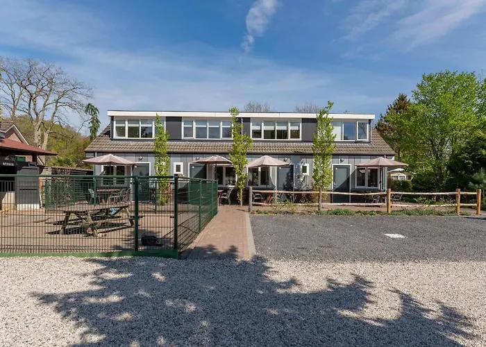 Dom wakacyjny Tiny Zwarte Mees Hulshorst