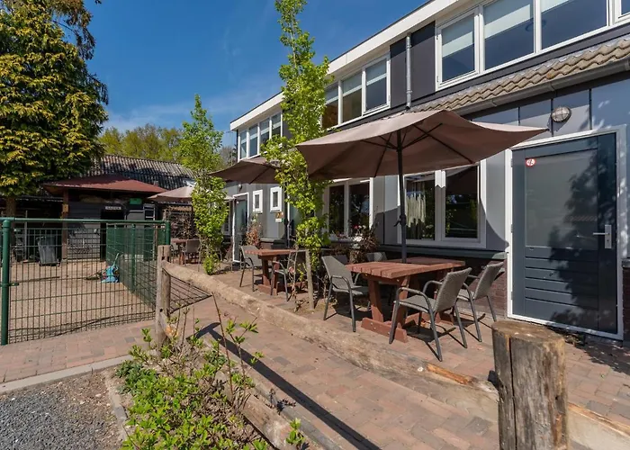 Tiny Zwarte Mees Hulshorst